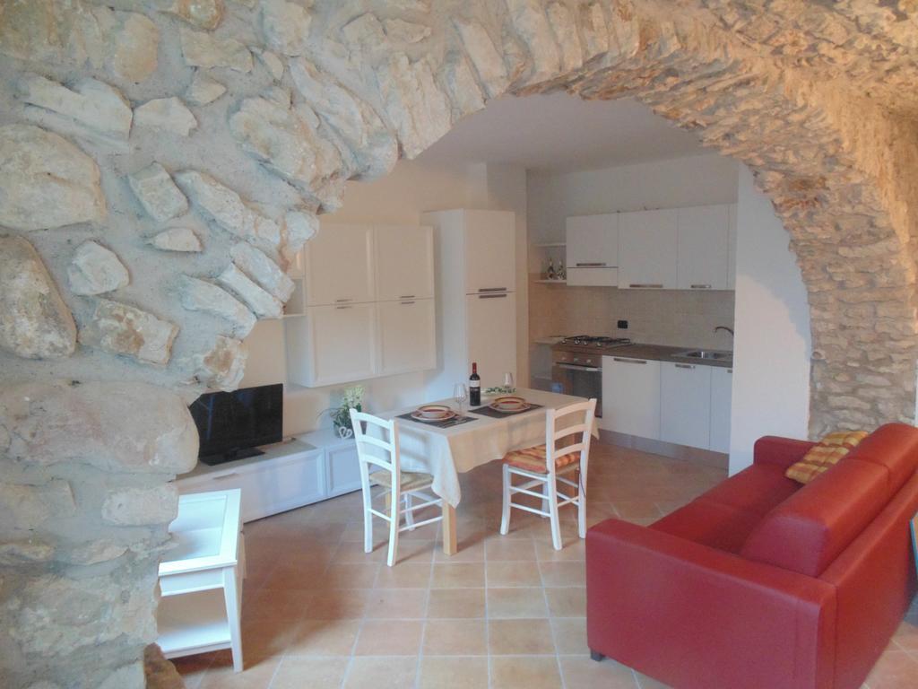 Ca Del Polset Apartment Brenzone sul Garda Ruang foto