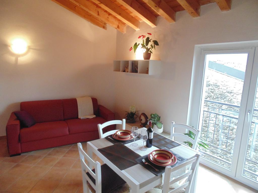 Ca Del Polset Apartment Brenzone sul Garda Ruang foto